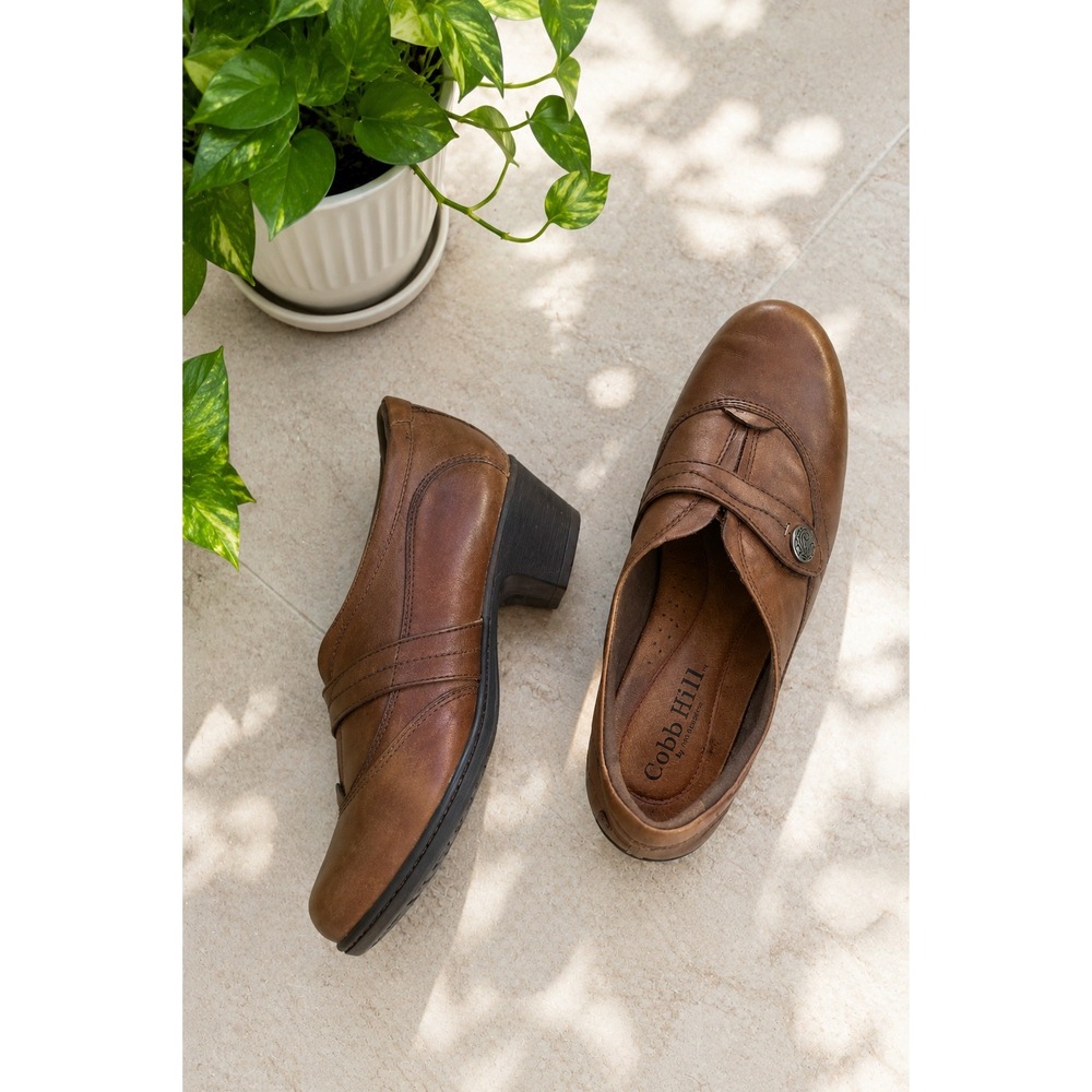 Cobb Hill by New Balance Brown Leather Comfort Slip On Shoes Button Detail 10M